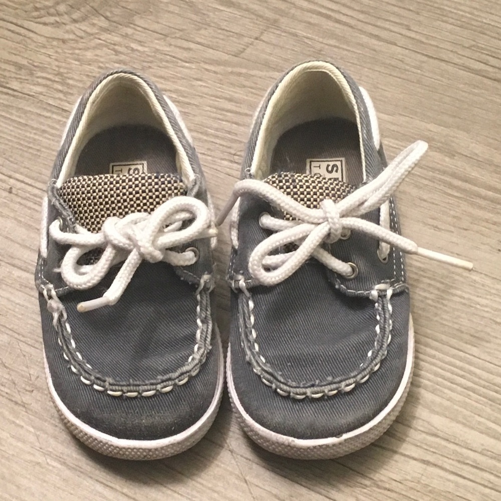 Sperry Topsider Halyard Crib lace ups size 4M